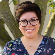 Jade, Forensic Counselor