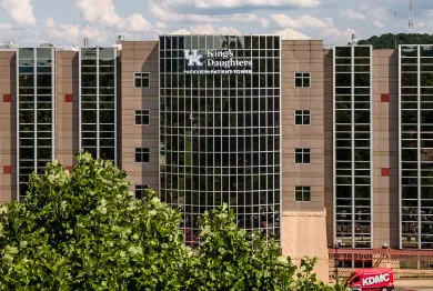 Outdoor view of UK King’s Daughters Parkview Patient Tower.