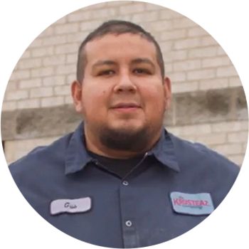 Gus, Packaging Operator