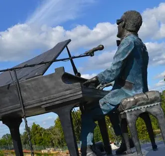 Revolving bronze sculpture of Ray Charles in Albany, Georgia