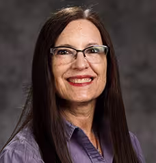 Laurie, Associate Financial Analyst