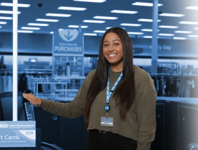 Ross retail Associate at a checkout register in the store