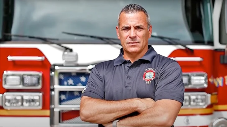 Video: Brad, an ED nurse and a firefighter, shares his career path with South Shore Health.