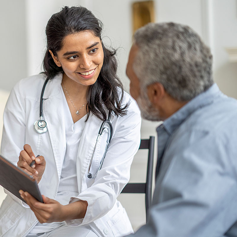 SaludVIP nurse with patient.